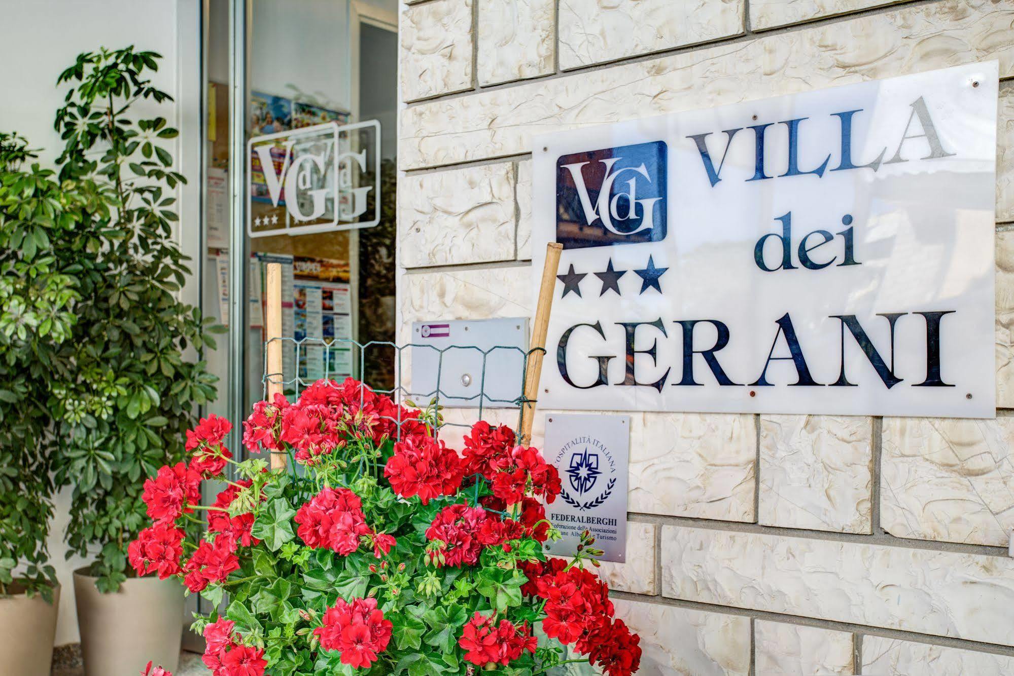 Hotel Villa Dei Gerani Rímini Exterior foto
