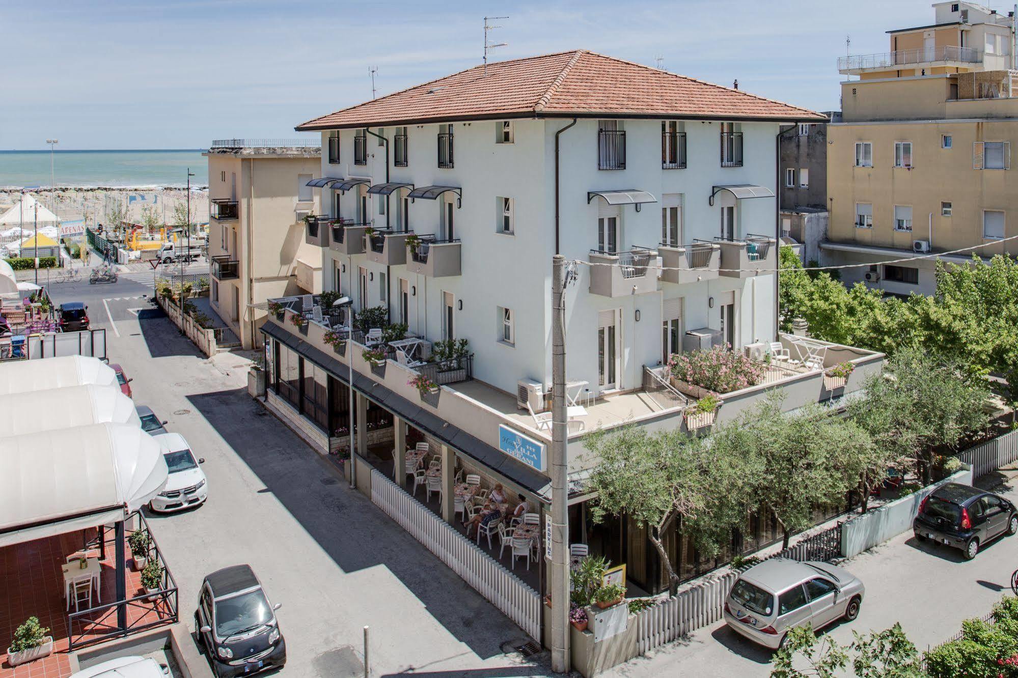 Hotel Villa Dei Gerani Rímini Exterior foto